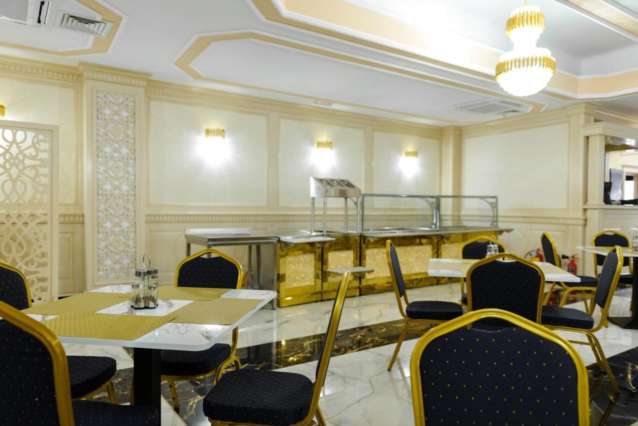Little Orient Hotel Brăila Екстериор снимка
